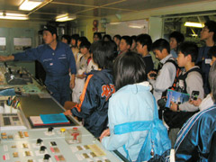 �@�֎����w