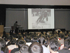 �u�����i