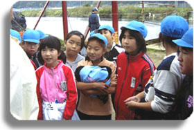 �Q�X�g�e�B�[�`���[�Ɏ��₷��q������