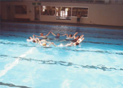 ���񂵂ă|�[�Y