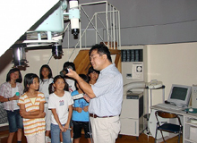 �����ɋ����ÁX�̎q�ǂ�����