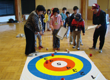 �Q�[�g�{�[���J�[�����O�̗l�q