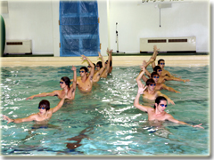 �T���ɊJ�Â��ꂽ�A���̓����t�g�g�D���g�l�X�h�́w�E�H�[�^�[�{�[�C�Y�V���[�x