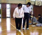 �������s