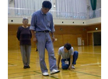 �������s