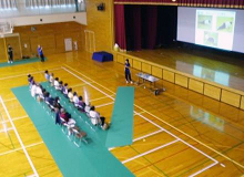 �u�`�@��b�m���̊w�K����Q����