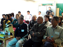 �u�]�|�\�h�̕K�v���v�ɂ��ču�`���󂯂�Q���҂݂̂Ȃ���