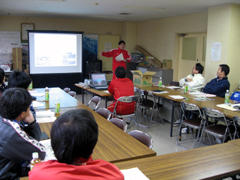 �]�v�������Z���^�[�ł�����I�����a���f�C�m�Z���^�[�̐쓇�卸�ɂ��u�`�̗l�q