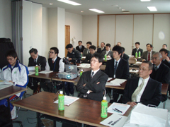 �u�����E�琬�m������c�v�̗l�q