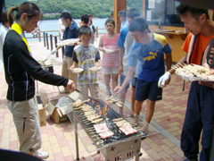 ���R�����쒬�C�m�Z���^�[�̃��j�t�H�[��