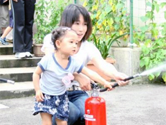 �Q���҂̒��J�� ���q����Ɨ��q�����e�q