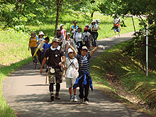 �܂��܂��]�T�̏��Ր�B�J�����������ăs�[�X�I