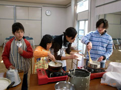 ��ŎςĂ����܂�