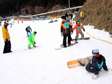 �F�ŃX�m�{���K��