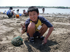 �������