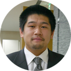 �Ȗ،��F�꒬�a���f�C�m�Z���^�[�@�R�{ ���q����