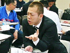 ���ꌧ���l�s���C�m�Z���^�[�@���؁@���G����