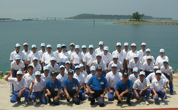 �A�N�A�E�C���X�g���N�^�[