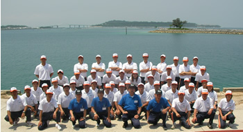 �A�h�o���X�g�E�C���X�g���N�^�[