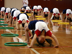 �t�[�v�̑̑�