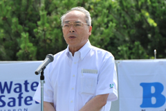 �����s�����s��