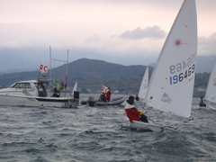 �ʐ^�F�k�C�������s�a���f�C�m�Z���^�[���c�K�󂳂�