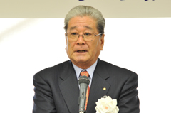 �ʐ^�F�J��̈��A������a���f���c���c�