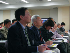 �Q���҂̗l�q