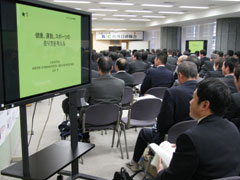 ���j�^�[������Q����