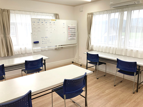 広くゆったりとした自習室
