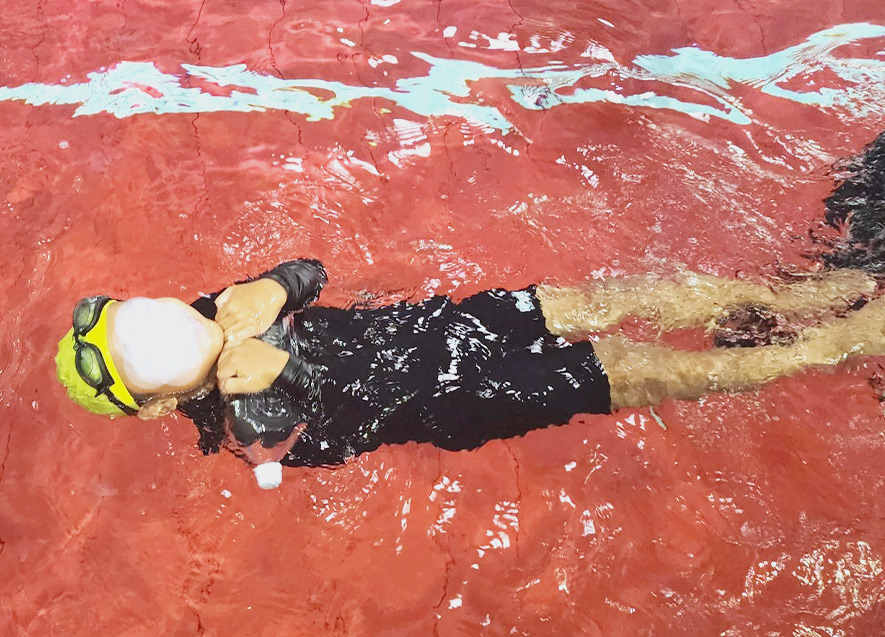 ペットボトルを使った浮き身