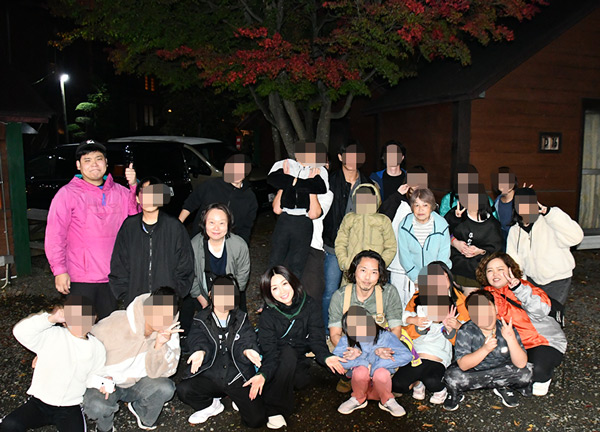 キャンプには、子ども13人・保護者4人・スタッフ8人の計25人が参加した。