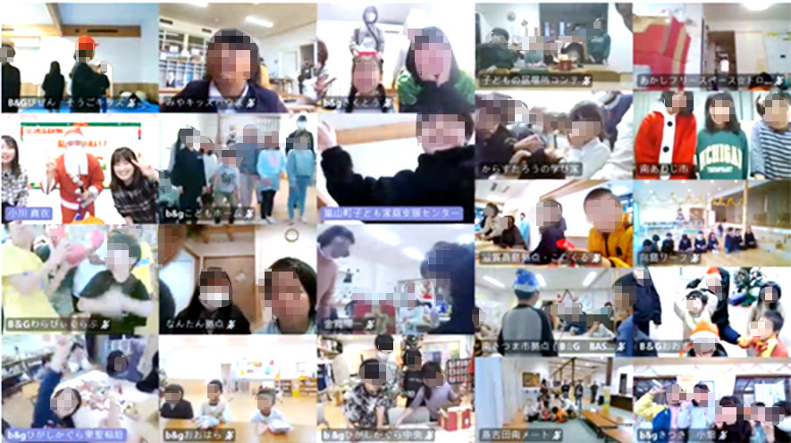 サンタさんと一緒に写真撮影