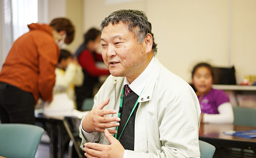 中央市教育委員会の岡野秀典さん