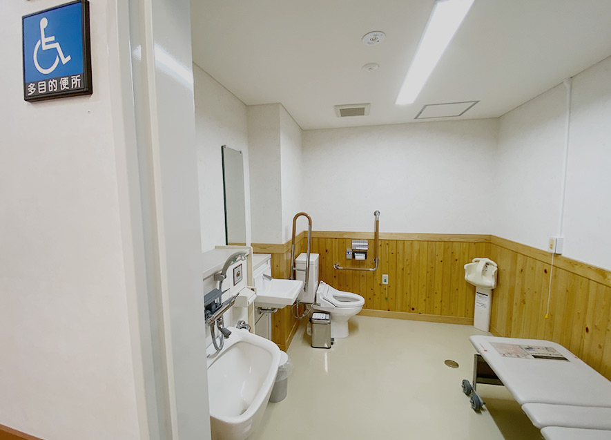 多目的トイレ