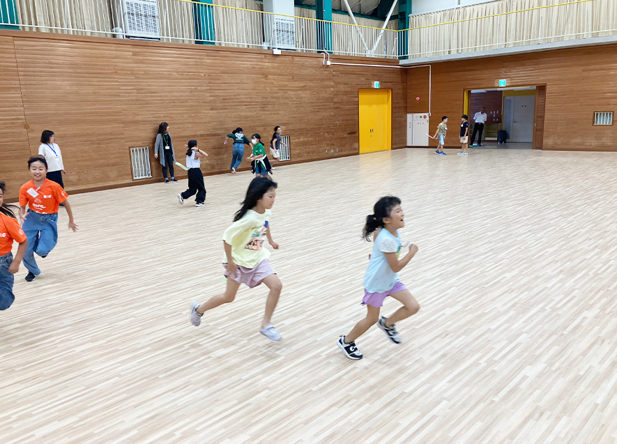 3色しっぽ取り合戦