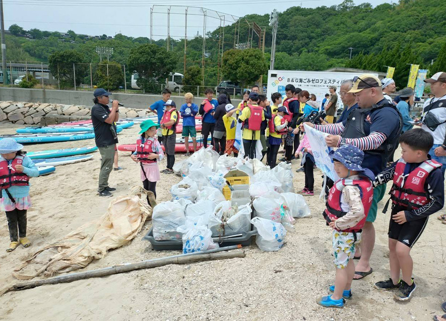 燃えるごみ、燃えないごみを分別回収