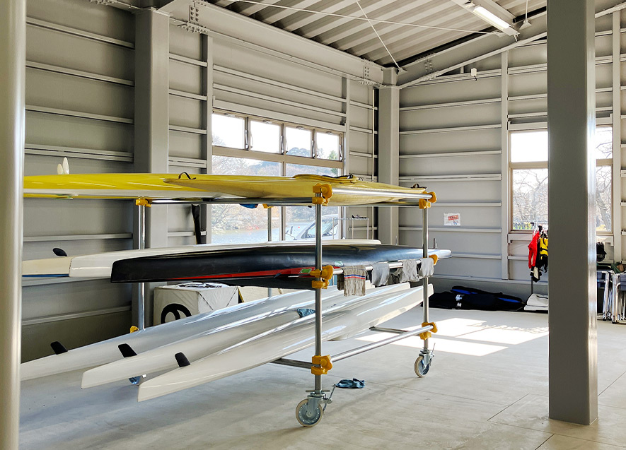 舟艇格納スペース