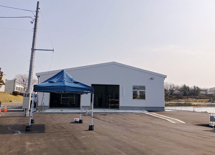 艇庫外観（ボートヤード側）