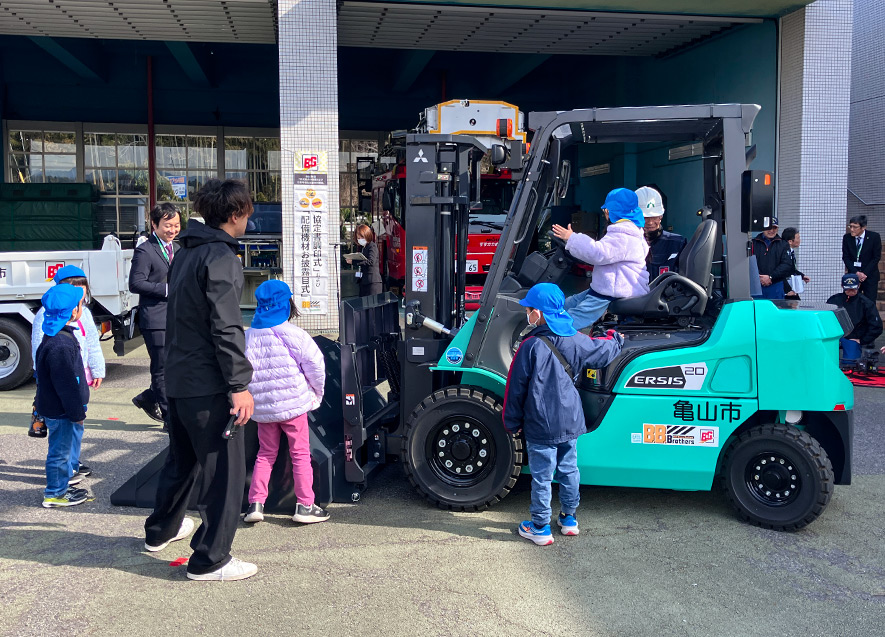 フォークリフトの試乗体験