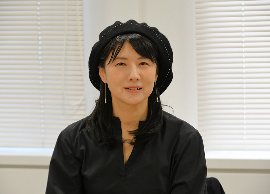 中江 有里 委員