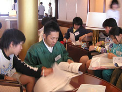 �����o�[�ƈꏏ�ɒ��ו�