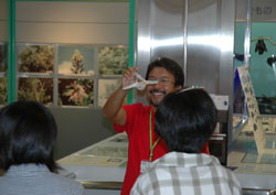 ���N�`���[�̗l�q�Q