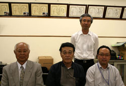 �X�^�b�t�̊F����