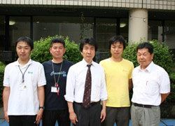 �X�^�b�t�̊F����