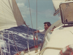 �Z�[�����O�N���[�U�[�ŊC��˂��i�ޓc�v�ۂ���