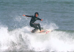 ���K���i