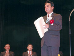 �u�I�[���C�I�j�b�|���v�̕\�����󂯂�H������