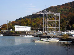 �C�m�Z���^�[���ɂ͖��ԃ}���[�i�ɗא�