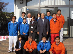 �����s�a���f�C�m�Z���^�[�E���̊F����